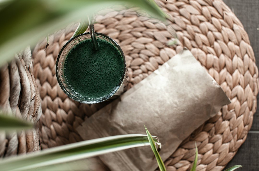 Green dietary powder prepared for mixing